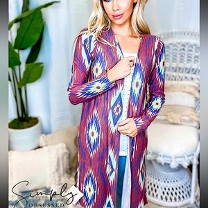 🆕🌿💜SEW IN LOVE: Burgundy Aztec Acid Wash Long Cardigan SMALL